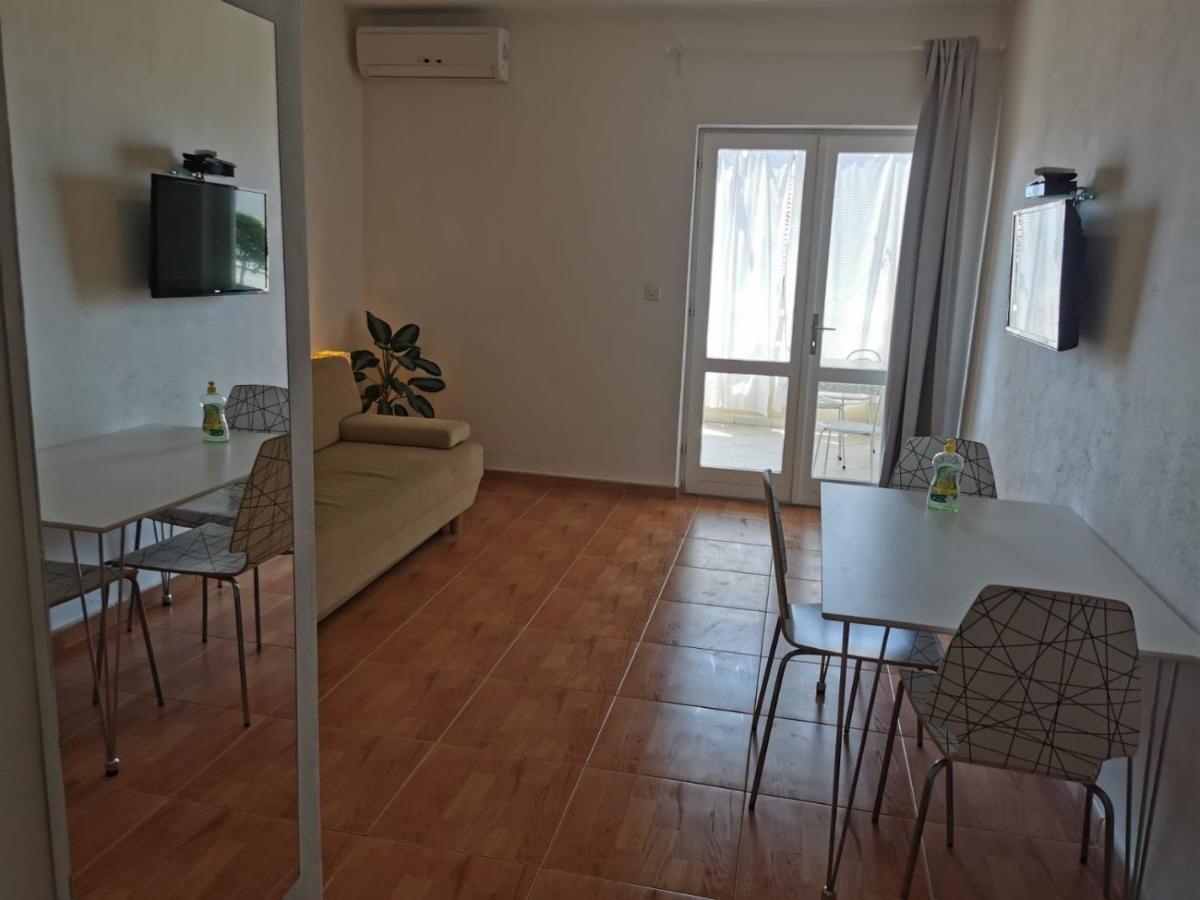 Apartments Angela Makarska Cameră foto
